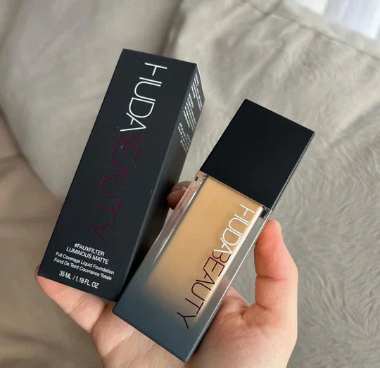HUDA BEAUTY Luminous Matte Full Coverage Liquid FauxFilter Foundation (35ml)